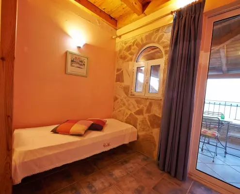 Honeymoon-Gallery-Suite kids-bed
