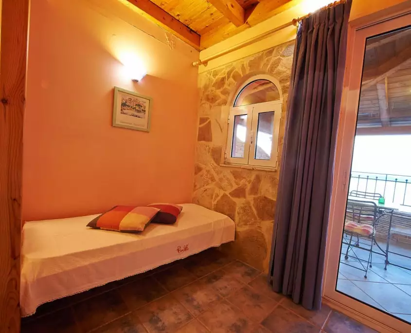 Honeymoon-Gallery-Suite kids-bed